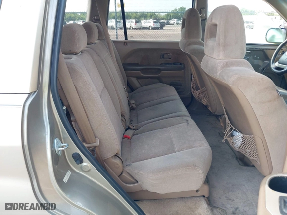 2005 Honda Pilot LX with VIN 2HKYF18125H532381, listed as a IAAI auction lot 42054852 with 236,410 mi miles. Bid and sale history available at carsss.com. Image 8.
