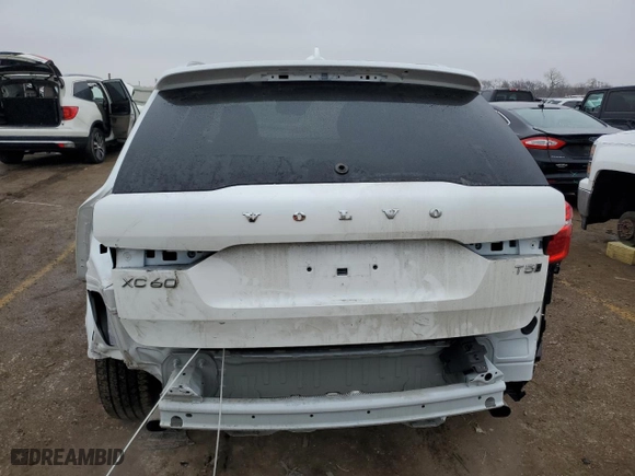 2021 Volvo XC60 Inscription with VIN YV4102RL8M1774023, listed as a Copart auction lot 43758055 with 14,085 mi miles and Salvage Title. Bid and sale history available at carsss.com. Image 6.