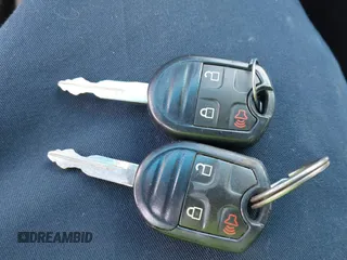 2011 Ford Explorer XLT с VIN 1FMHK7D8XBGA67720, выставлен на аукционе IAAI как лот 41712339 с пробегом 205 137 миль миль и . История ставок и продаж доступна на DreamBid. Изображение 11.
