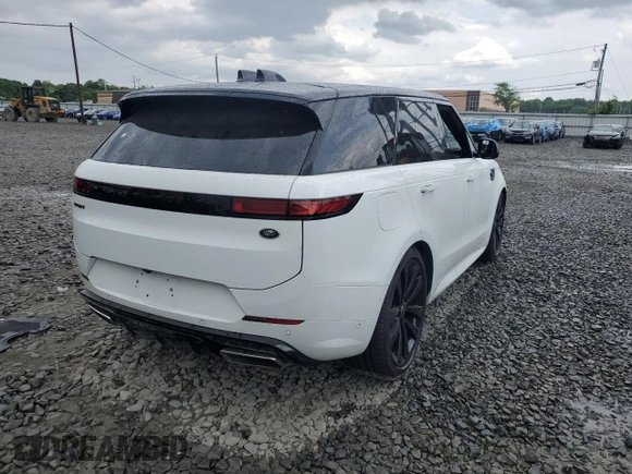 2023 Land Rover Range Rover with VIN NJ1567E, listed as a Copart auction lot 56299664 with 5,538 mi miles and Salvage Title. Bid and sale history available at DreamBid. Image 3.