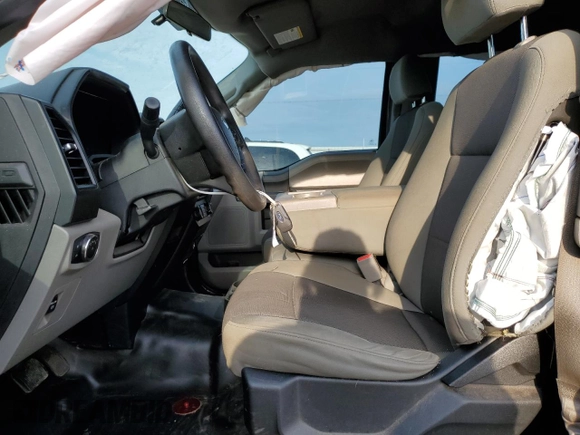 2015 Ford F-150 XLT z VIN 1FTEX1EP6FFC63287, wystawiony jako Copart lot #54207595 z przebiegiem 128 334 mil mil oraz Szkoda całkowita • Salvage title. Historia ofert i sprzedaży dostępna na DreamBid. Obrazek 7.