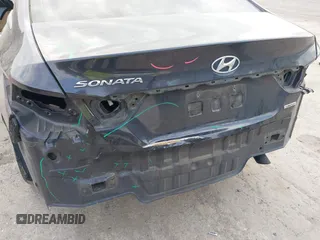 2011 Hyundai Sonata Limited with VIN 5NPEC4AC2BH040681, listed as a IAAI auction lot 42064785 with 270,773 mi miles and . Bid and sale history available at DreamBid. Image 6.