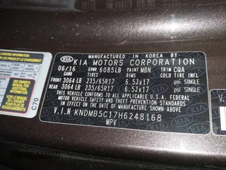 2017 Kia Sedona LX with VIN KNDMB5C17H6248168, listed as a IAAI auction lot 41881875 with 213,977 mi miles. Bid and sale history available at carsss.com. Image 9.