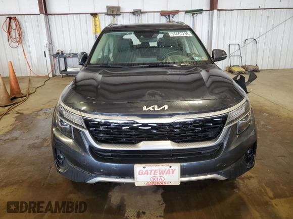 2022 Kia Seltos S with VIN KNDEUCAA6N7271498, listed as a Copart auction lot 55357785 with 40,379 mi miles and Salvage title. Bid and sale history available at DreamBid. Image 5.