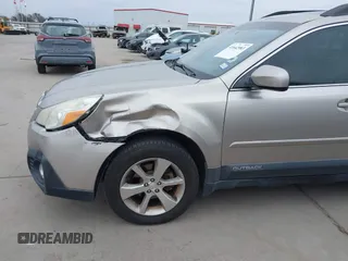 2014 Subaru Outback 2.5i Limited with VIN 4S4BRCLC7E3293659, listed as a IAAI auction lot 41642983 with 137,752 mi miles. Bid and sale history available at carsss.com. Image 6.