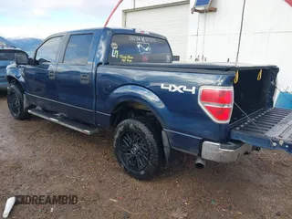 2014 Ford F-150 XL with VIN 1FTFW1EF8EKF81092, listed as a IAAI auction lot 40885506 with 286,885 mi miles. Bid and sale history available at carsss.com. Image 3.