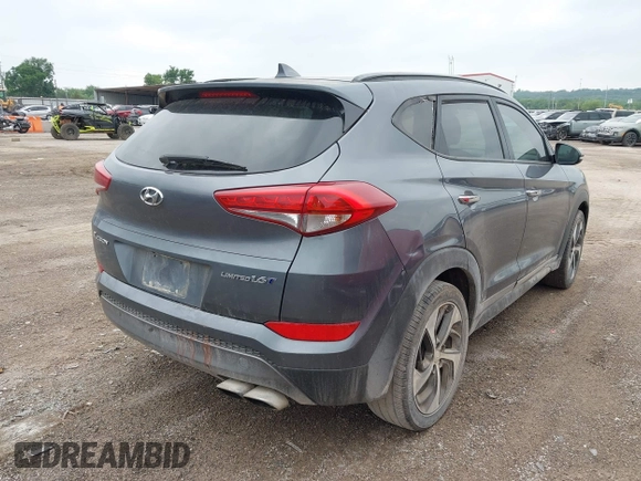 2016 Hyundai Tucson Limited z VIN KM8J33A22GU181677, wystawiony jako IAAI lot #42254025 z przebiegiem 239 287 mil mil oraz . Historia ofert i sprzedaży dostępna na DreamBid. Obrazek 4.