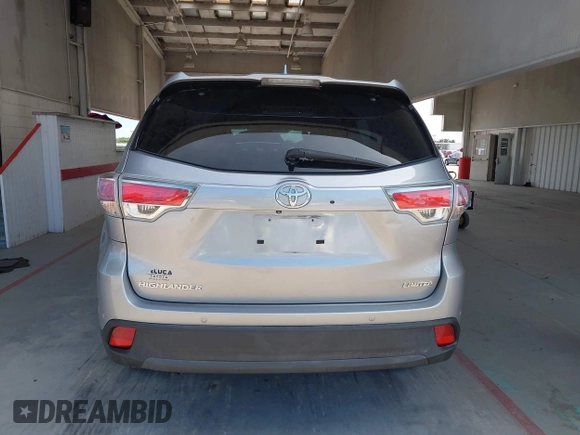 2015 Toyota Highlander Limited with VIN 5TDYKRFH4FS084294, listed as a IAAI auction lot 42588040 with 86,853 mi miles and . Bid and sale history available at DreamBid. Image 16.