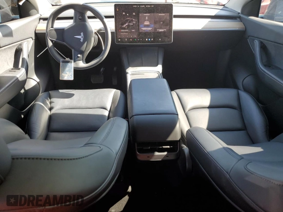 2022 Tesla Model Y Long Range with VIN 7SAYGDEE2NF402320, listed as a Copart auction lot 50396605 with 27,426 mi miles and Salvage Title. Bid and sale history available at DreamBid. Image 8.