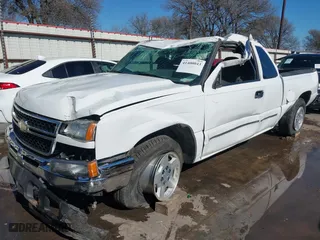 2006 Chevrolet Silverado 1500 LT1 with VIN 1GCEC19Z66Z222292, listed as a IAAI auction lot 41400043 with 160,588 mi miles. Bid and sale history available at carsss.com. Image 2.