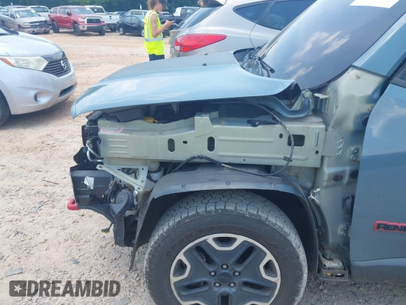 2016 Jeep Renegade Trailhawk with VIN ZACCJBCT1GPE10015, listed as a IAAI auction lot 42572522 with 131,631 mi miles and . Bid and sale history available at DreamBid. Image 6.