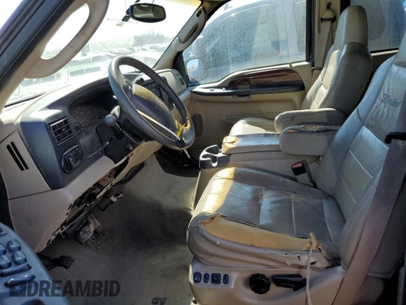 2005 Ford Excursion Limited с VIN 1FMNU43S15EB14027, выставлен на аукционе Copart как лот 45529795 с пробегом 285 689 миль миль и Списание • Salvage title. История ставок и продаж доступна на DreamBid. Изображение 7.