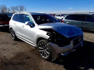 2019 Volvo XC90 Momentum with VIN YV4102PK7K1497503, listed as a Copart auction lot 66245752 with 28,181 mi miles. Bid and sale history available at carsss.com. Image 1.
