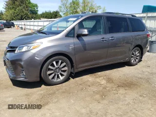 2018 Toyota Sienna XLE с VIN 5TDDZ3DC2JS200440, выставлен на аукционе Copart как лот 54731805 с пробегом 80 636 миль миль и Списание • Salvage title. История ставок и продаж доступна на DreamBid. Изображение 1.