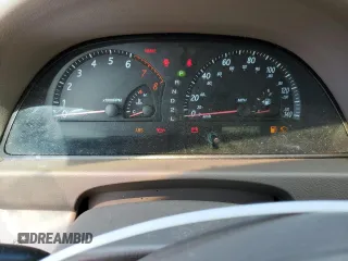 2003 Toyota Camry LE z VIN JTDBF30K530091667, wystawiony jako Copart lot #54576175 z przebiegiem 230 772 mil mil oraz Czysty tytuł • Clean title. Historia ofert i sprzedaży dostępna na DreamBid. Obrazek 9.