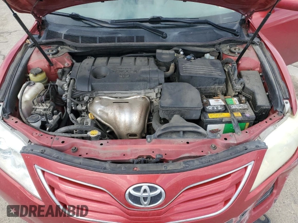 2010 Toyota Camry z VIN 4T1BF3EK9AU105743, wystawiony jako Copart lot #48596965 z przebiegiem 205 265 mil mil oraz Szkoda całkowita • Salvage title. Historia ofert i sprzedaży dostępna na DreamBid. Obrazek 11.