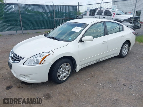 2012 Nissan Altima S z VIN 1N4AL2AP6CC248085, wystawiony jako IAAI lot #42423150 z przebiegiem 124 910 mil mil oraz . Historia ofert i sprzedaży dostępna na DreamBid. Obrazek 2.