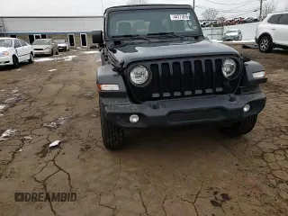 2022 Jeep Wrangler Unlimited Sport S with VIN 1C4HJXDGXNW242038, listed as a Copart auction lot 44771015 with 40,582 mi miles and Salvage Title. Bid and sale history available at DreamBid. Image 12.