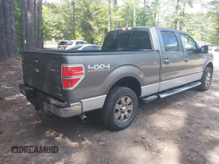 2011 Ford F-150 XL with VIN 1FTFW1EF2BFA91333, listed as a IAAI auction lot 42196334 with 263,972 mi miles. Bid and sale history available at carsss.com. Image 4.