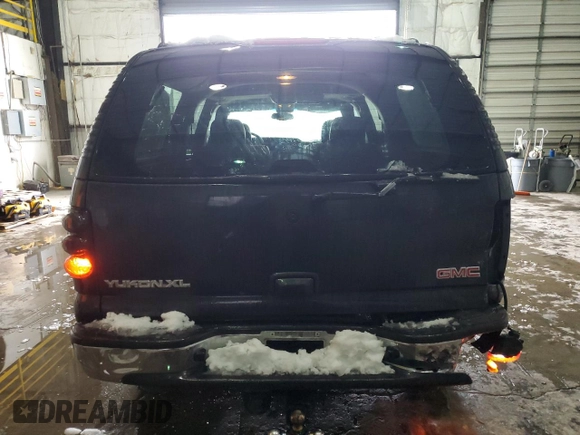 2004 GMC Yukon XL SLE with VIN 3GKEC16T54G324913, listed as a Copart auction lot 44464275 with 257,529 mi miles and Salvage Title. Bid and sale history available at carsss.com. Image 6.