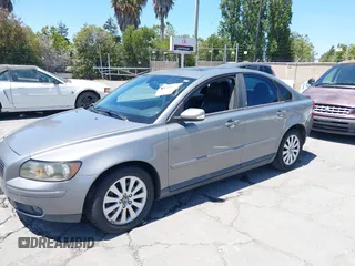 2004 Volvo S40 с VIN YV1MS382342018774, выставлен на аукционе IAAI как лот 42384665 с пробегом 189 313 миль миль и . История ставок и продаж доступна на DreamBid. Изображение 6.