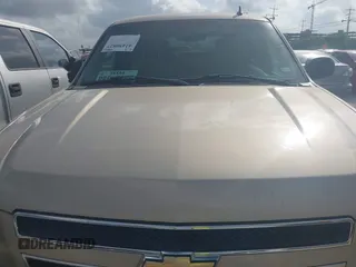 2007 Chevrolet Tahoe LS z VIN 1GNEC130X7R164139, wystawiony jako IAAI lot #42450827 z przebiegiem 232 144 mil mil oraz . Historia ofert i sprzedaży dostępna na DreamBid. Obrazek 10.