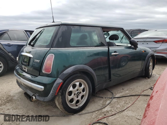 2003 MINI Hardtop with VIN WMWRC33443TC44252, listed as a Copart auction lot 74892414 with Not provided miles and Non repairable. Bid and sale history available at DreamBid. Image 3.