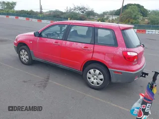 2005 Mitsubishi Outlander LS z VIN JA4LX31F85U043489, wystawiony jako IAAI lot #41929202 z przebiegiem 181 155 mil mil oraz . Historia ofert i sprzedaży dostępna na DreamBid. Obrazek 3.