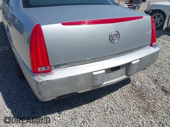 2008 Cadillac DTS 1SC with VIN 1G6KD57Y58U138842, listed as a IAAI auction lot 42113391 with 95,538 mi miles and . Bid and sale history available at carsss.com. Image 14.