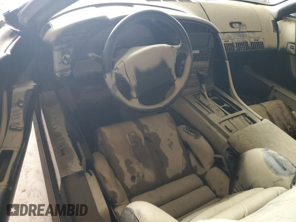 1992 Chevrolet Corvette with VIN 1G1YY23PXN5118138, listed as a Copart auction lot 47565185 with Not provided miles and Salvage title. Bid and sale history available at DreamBid. Image 8.