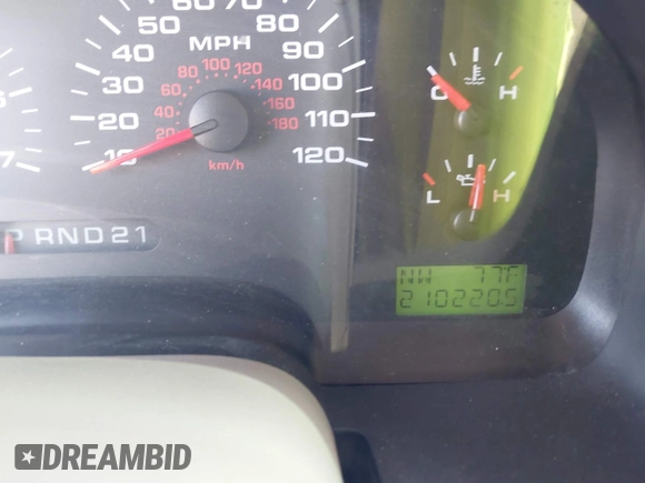 2005 Ford F-150 XLT с VIN 1FTPX12525FB43402, выставлен на аукционе IAAI как лот 42025311 с пробегом 210 220 миль миль и . История ставок и продаж доступна на DreamBid. Изображение 7.