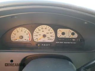 2000 Mercury Villager Sport z VIN 4M2XV12T8YDJ31320, wystawiony jako Copart lot #77830574 z przebiegiem 122 175 mil mil oraz Szkody całkowita. Historia ofert i sprzedaży dostępna na DreamBid. Obrazek 9.