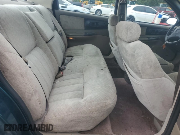 1993 Dodge Intrepid z VIN 2B3ED56F1PH641071, wystawiony jako Copart lot #62796754 z przebiegiem 131 285 mil mil oraz Czysty tytuł • Clean title. Historia ofert i sprzedaży dostępna na DreamBid. Obrazek 10.