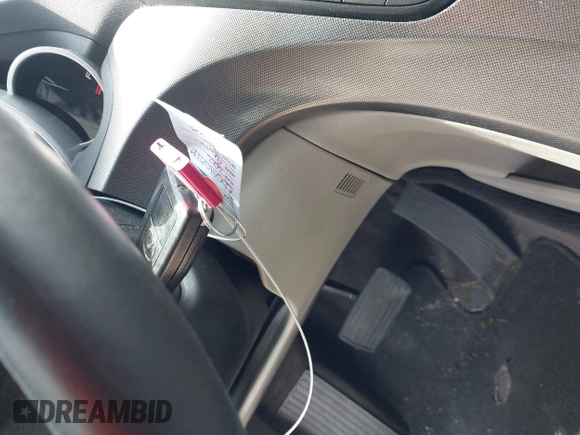 2012 Acura TL Auto z VIN 19UUA8F28CA033639, wystawiony jako IAAI lot #42065565 z przebiegiem 85 621 mil mil oraz . Historia ofert i sprzedaży dostępna na DreamBid. Obrazek 11.