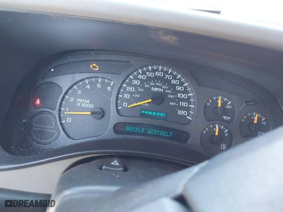 2004 Chevrolet Silverado 1500 Crew Cab Z71 with VIN 2GCEK13T141321132, listed as a IAAI auction lot 41618562 with 180,373 mi miles. Bid and sale history available at carsss.com. Image 7.
