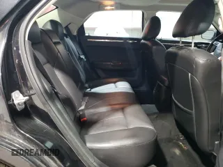 2008 Chrysler 300 z VIN 2C3LK33G58H203852, wystawiony jako Copart lot #86812404 z przebiegiem 213 031 mil mil oraz Szkoda całkowita • Salvage title. Historia ofert i sprzedaży dostępna na DreamBid. Obrazek 10.