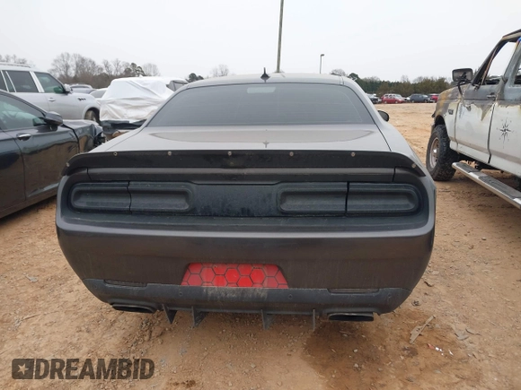 2022 Dodge Challenger R/T Scat Pack z VIN 2C3CDZFJ1NH108673, wystawiony jako IAAI lot #41374820 z przebiegiem 73 104 mil mil oraz . Historia ofert i sprzedaży dostępna na DreamBid. Obrazek 16.