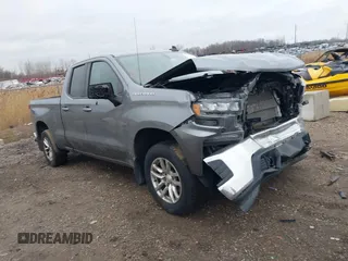 2020 Chevrolet Silverado 1500 LT with VIN 1GCRYDED5LZ234685, listed as a IAAI auction lot 41036715 with 126,854 mi miles. Bid and sale history available at carsss.com. Image 1.