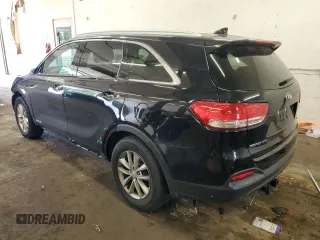 2017 Kia Sorento LX with VIN 5XYPGDA53HG337697, listed as a Copart auction lot 60489985 with 67,074 mi miles and Salvage title. Bid and sale history available at DreamBid. Image 2.