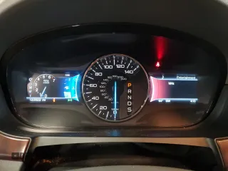 2013 Ford Edge Limited z VIN 2FMDK4KC0DBC38473, wystawiony jako Copart lot #57431855 z przebiegiem 122 622 mil mil oraz Szkoda całkowita • Salvage title. Historia ofert i sprzedaży dostępna na DreamBid. Obrazek 9.