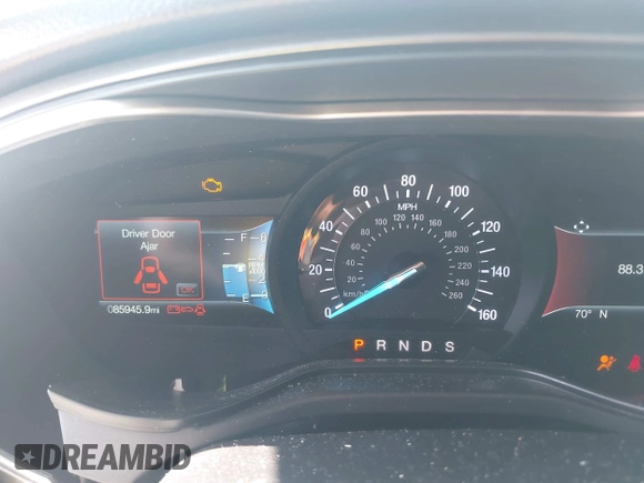 2019 Ford Fusion SE with VIN 3FA6P0HD1KR217840, listed as a IAAI auction lot 42011309 with 85,945 mi miles and . Bid and sale history available at carsss.com. Image 7.