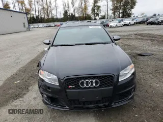 2008 Audi RS 4 z VIN WUADU78EX8N901506, wystawiony jako Copart lot #74326234 z przebiegiem 31 816 mil mil oraz Szkody całkowita. Historia ofert i sprzedaży dostępna na DreamBid. Obrazek 5.