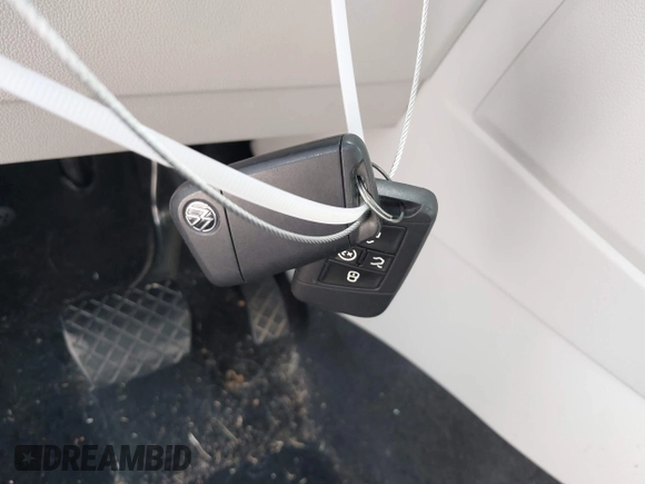 2022 Volkswagen Tiguan SE с VIN 3VV2B7AX2NM051870, выставлен на аукционе IAAI как лот 42250350 с пробегом 72 257 миль миль и . История ставок и продаж доступна на DreamBid. Изображение 11.