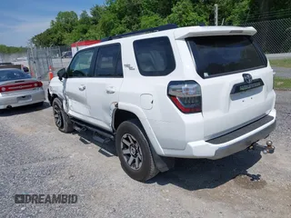 2021 Toyota 4Runner TRD Off Road Premium with VIN JTERU5JR5M5903979, listed as a IAAI auction lot 42268913 with 34,094 mi miles and . Bid and sale history available at DreamBid. Image 3.