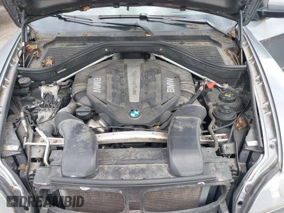 2013 BMW X5 xDrive50i with VIN 5UXZV8C52D0C15272, listed as a IAAI auction lot 42644739 with 169,393 mi miles and . Bid and sale history available at DreamBid. Image 10.