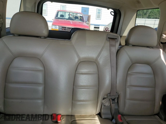 2005 Ford Explorer XLT with VIN 1FMZU63K25UA96267, listed as a Copart auction lot 56800105 with 255,774 mi miles and Salvage title. Bid and sale history available at DreamBid. Image 10.