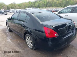2006 Nissan Maxima 3.5 SL with VIN 1N4BA41E56C837718, listed as a IAAI auction lot 42007123 with 252,049 mi miles. Bid and sale history available at carsss.com. Image 3.