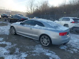 2015 Audi S5 Premium Plus with VIN WAUCGAFR8FA039309, listed as a IAAI auction lot 41363365 with 130,930 mi miles. Bid and sale history available at carsss.com. Image 3.