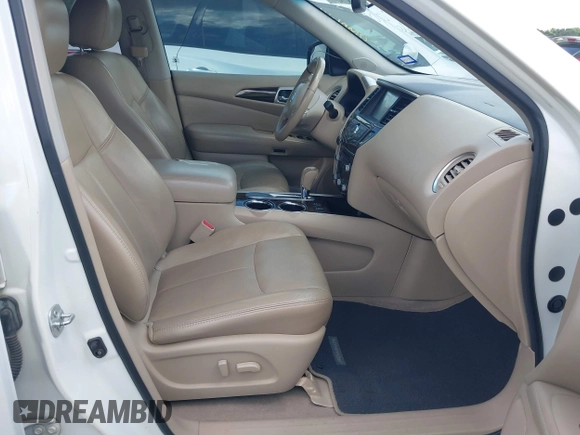 2014 Nissan Pathfinder Platinum with VIN 5N1AR2MN0EC646541, listed as a IAAI auction lot 42680665 with 203,487 mi miles and . Bid and sale history available at DreamBid. Image 5.