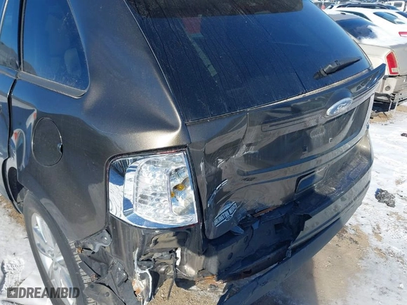 2011 Ford Edge SEL with VIN 2FMDK3JC2BBA05073, listed as a IAAI auction lot 41289309 with 212,651 mi miles. Bid and sale history available at carsss.com. Image 6.